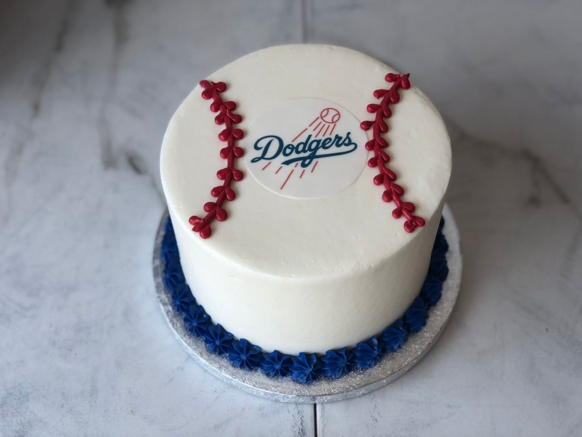 Cake decorated with an LA Dodgers edible image topper