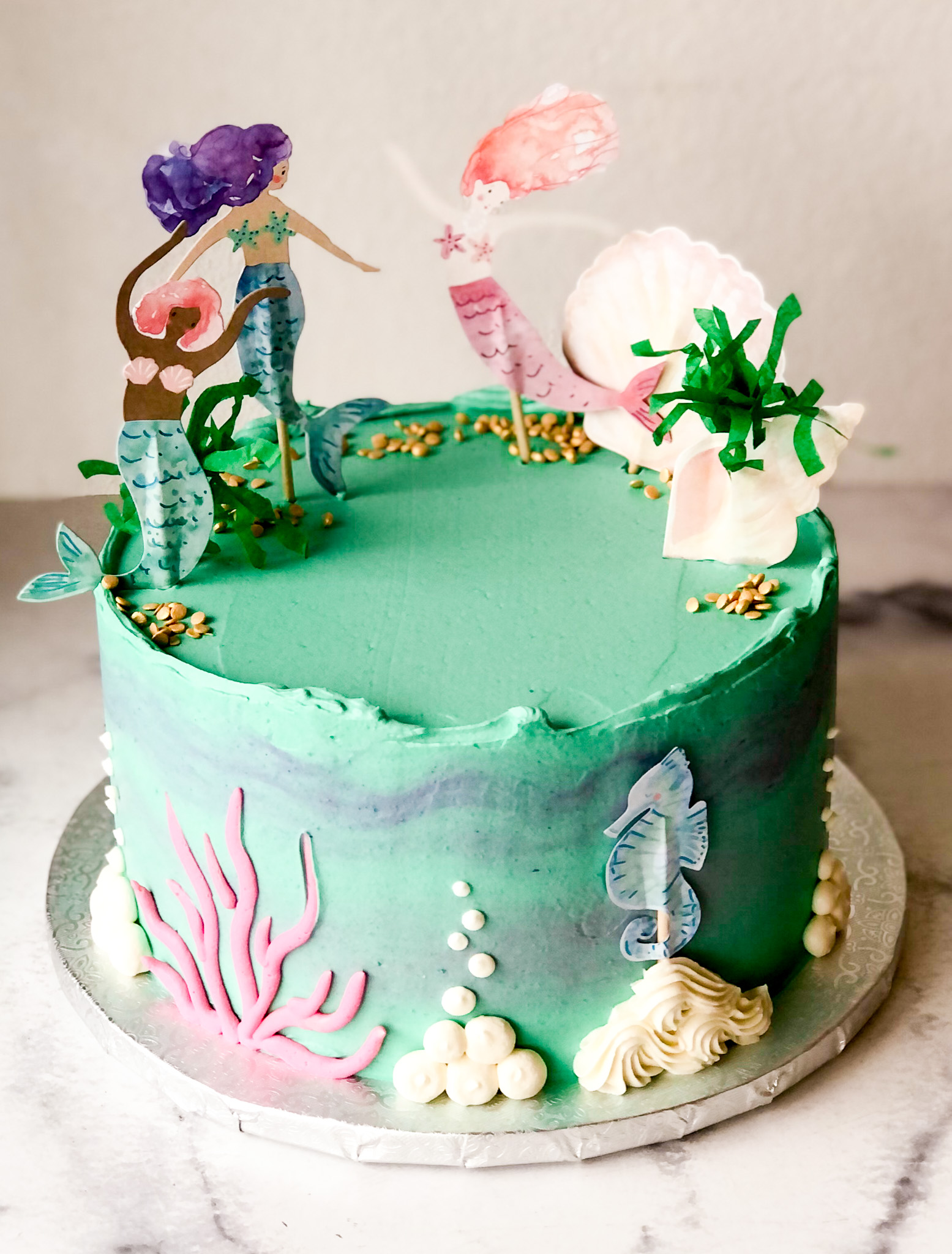 Mermaid Love Custom Cake-sonthuy.vn