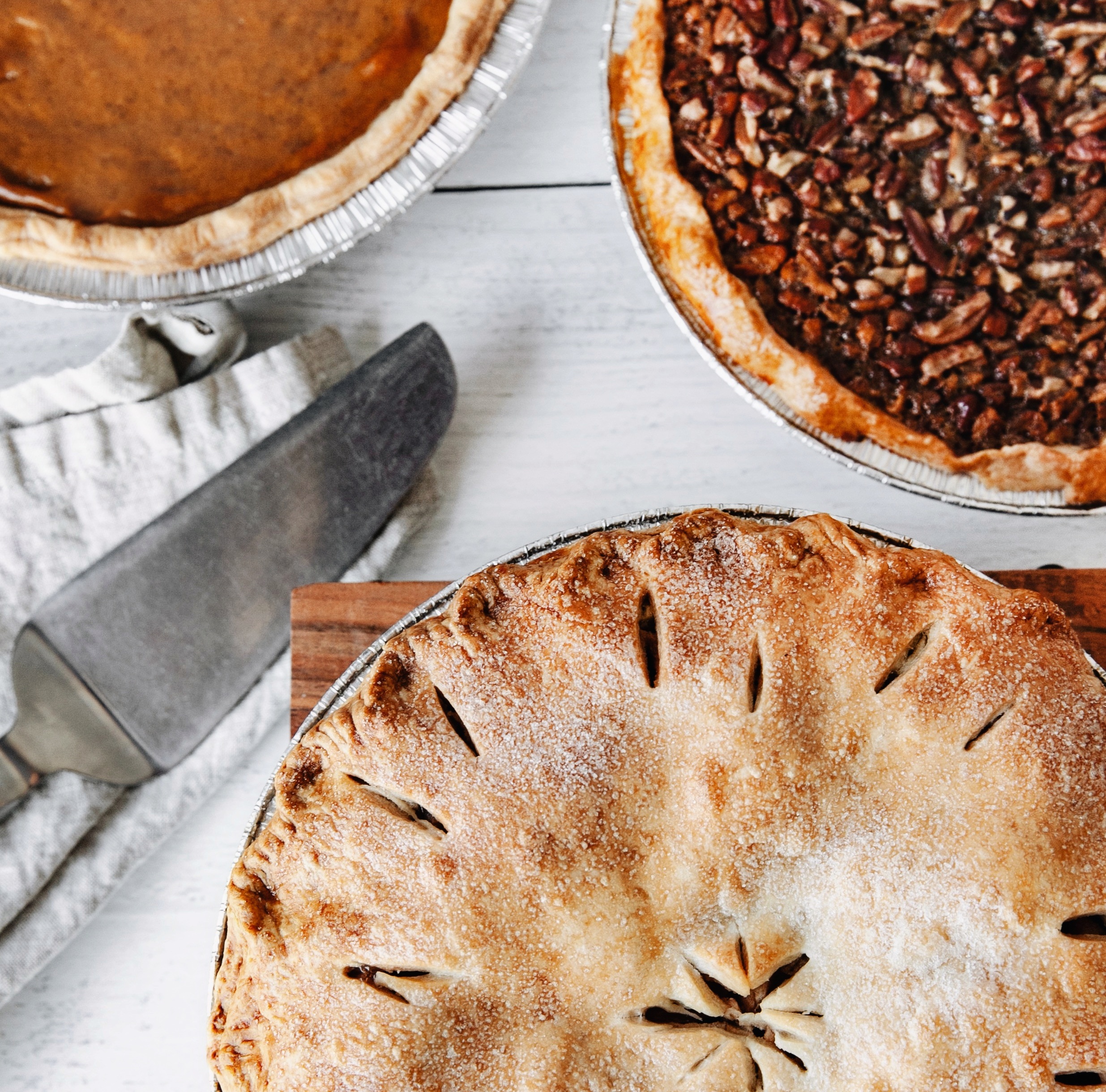 apple, pecan & pumpkin pies